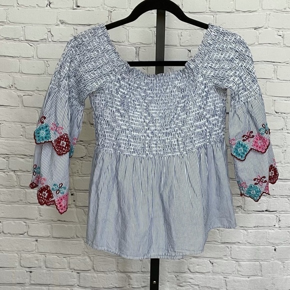 NWT Loft Fiesta Off the Shoulder Top Tiered Sleeve - Picture 3 of 5